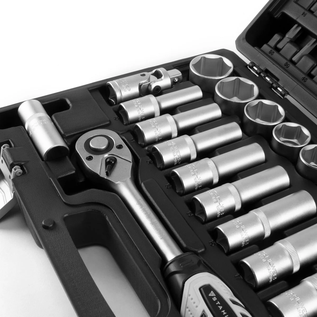 STAHLWERK 60-teiliger Profi-Ratschenkasten mit 1/2 Zoll Umschaltknarre aus Chrom- Vanadium-Stahl 72 Zähne inklusive Steckschlüssel- und Bit-Set S2-Stahl - Image 4