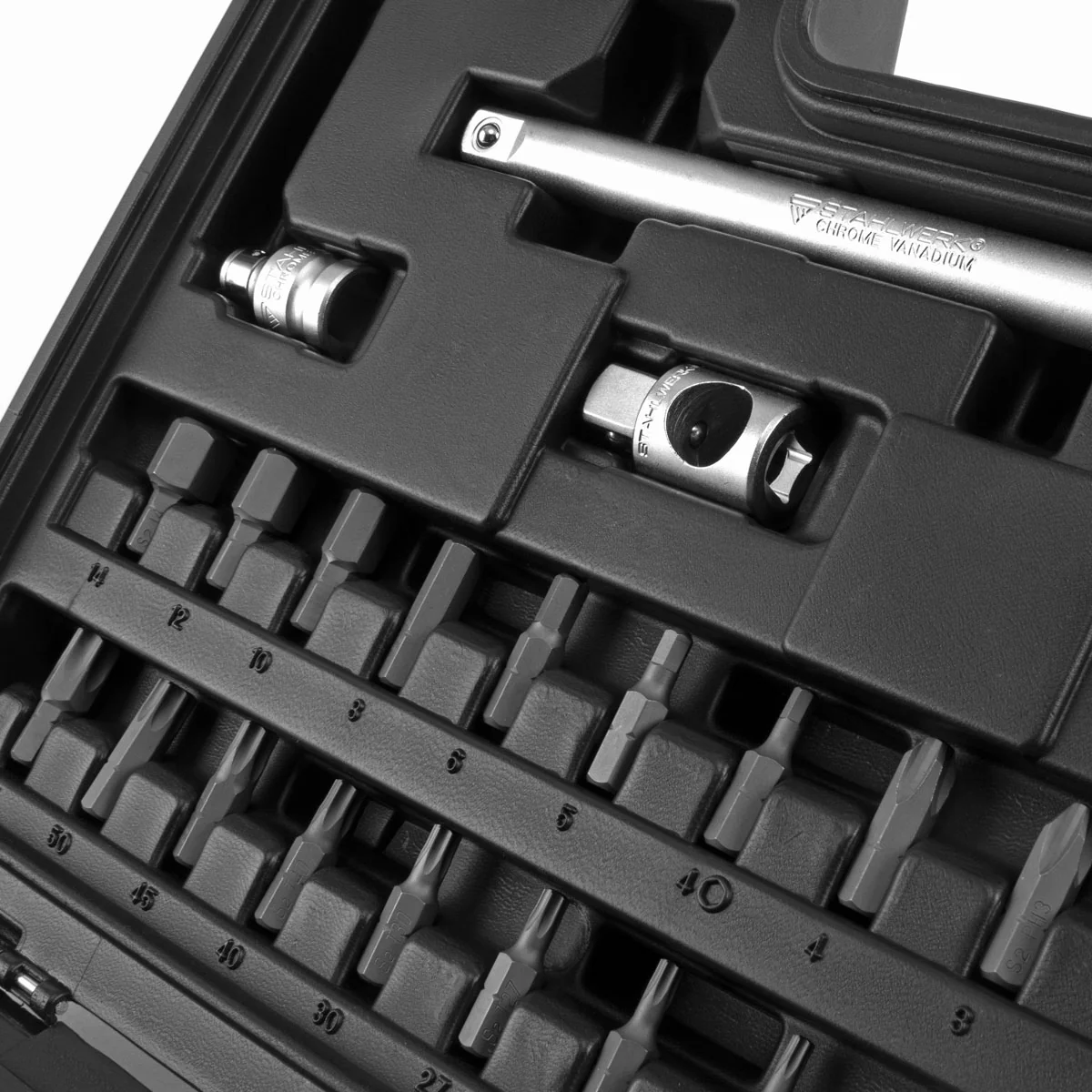 STAHLWERK 60-teiliger Profi-Ratschenkasten mit 1/2 Zoll Umschaltknarre aus Chrom- Vanadium-Stahl 72 Zähne inklusive Steckschlüssel- und Bit-Set S2-Stahl - Image 6